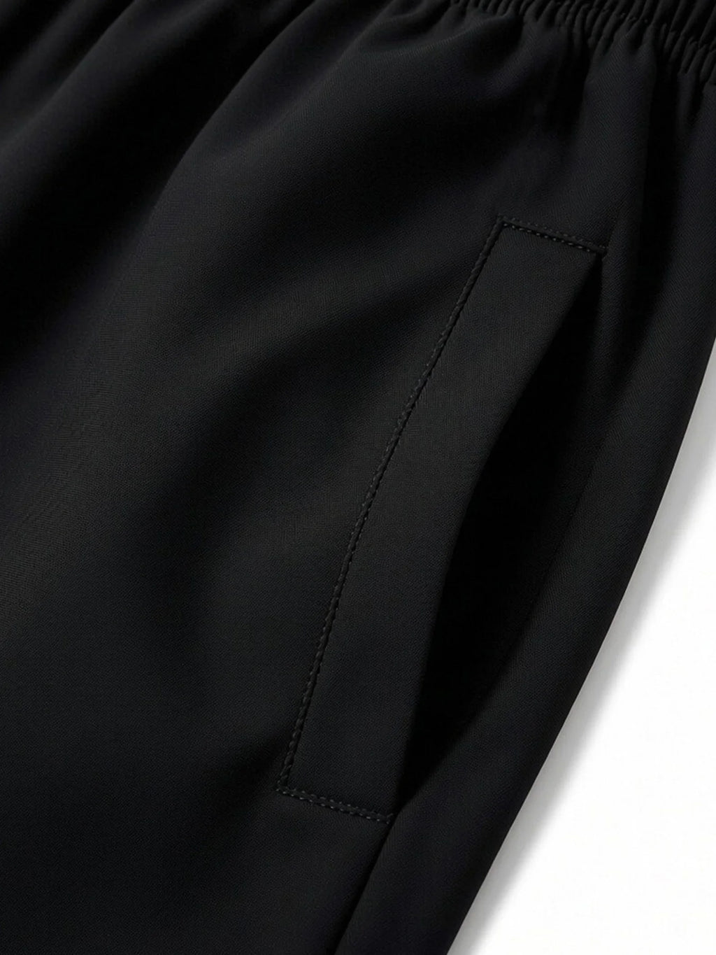 Men's 3-piece quick-dry shorts set.