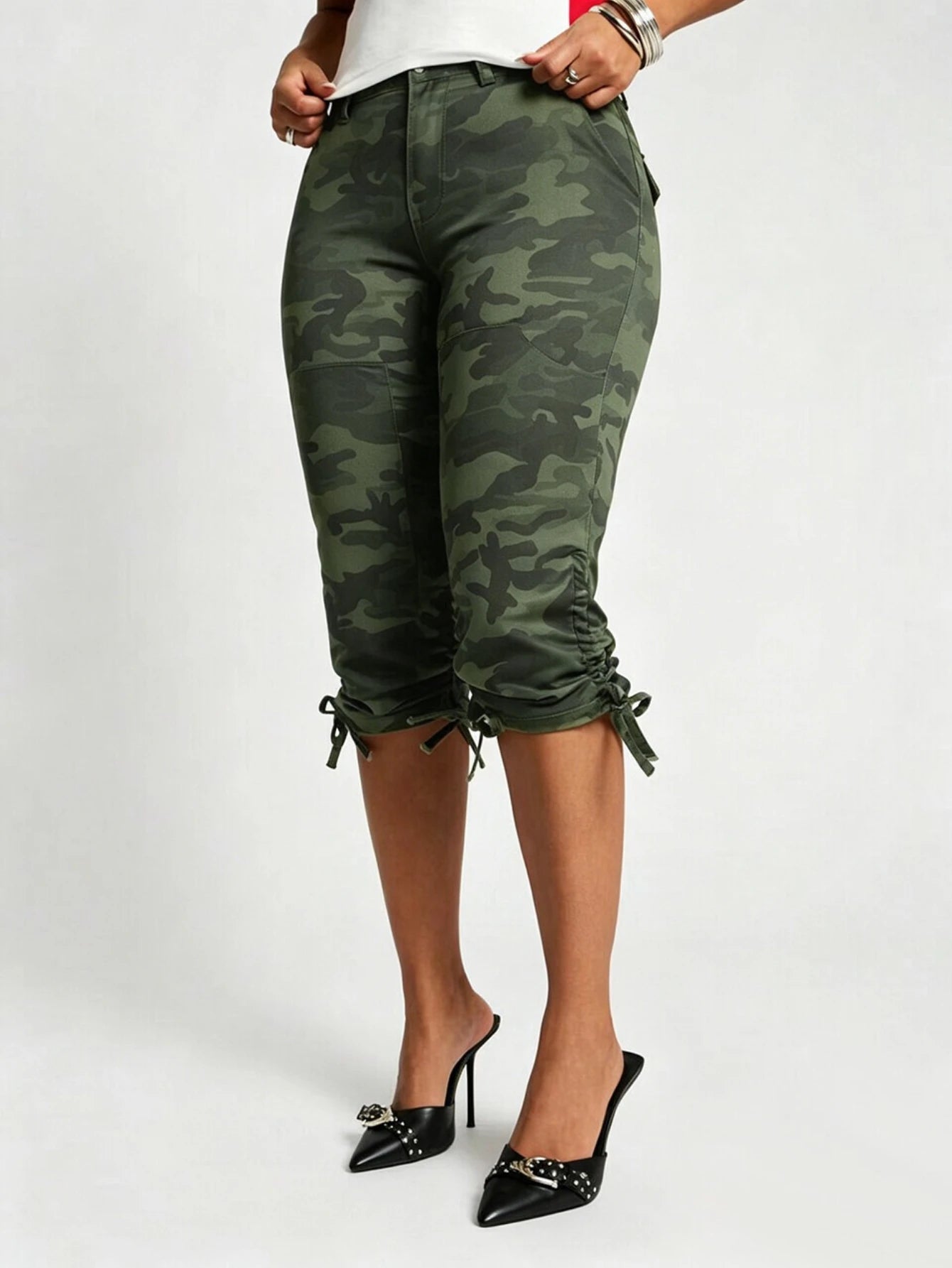 Women's High Waist Camo Printed Pants With Drawstring.