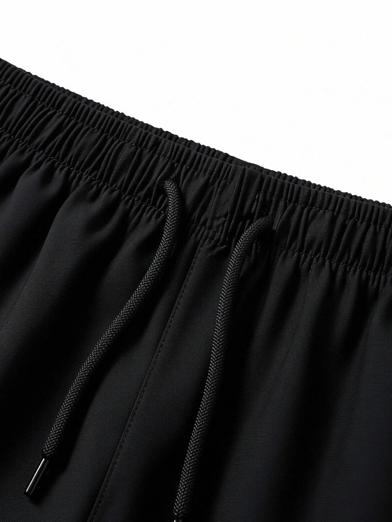Men's 3-piece quick-dry shorts set.