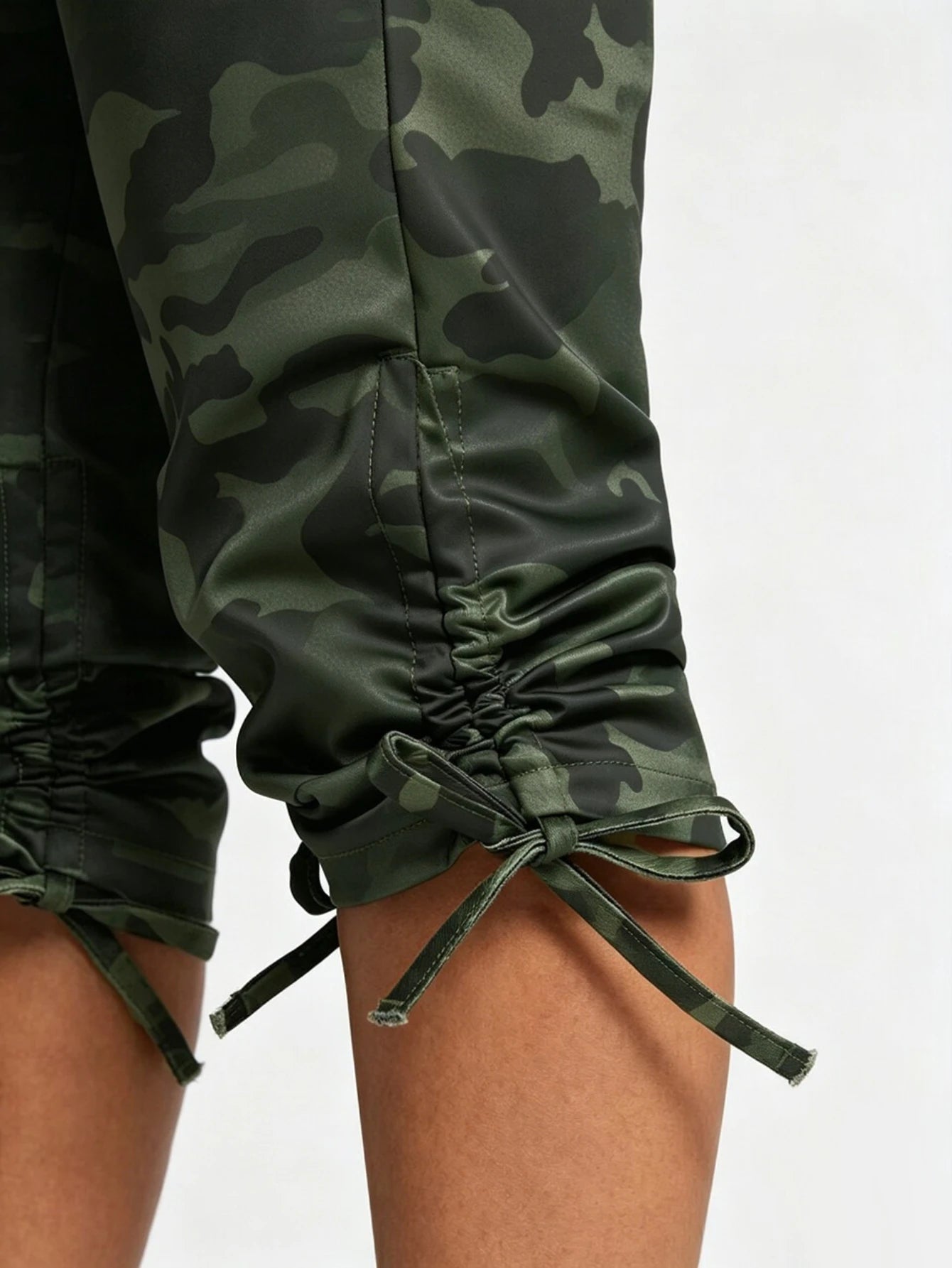 Women's High Waist Camo Printed Pants With Drawstring.